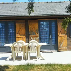 https://petit-chalet-a-la-campagne.inbrittany.com
