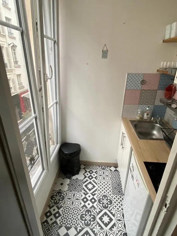 Apartment Appartement Situe A Proximite Des Galeries Lafayette Et De L'Opera Garnier Paris France